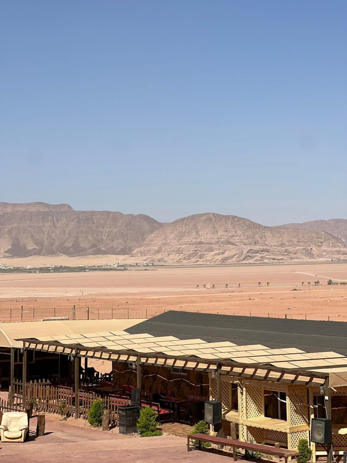 Rise Camp Wadi Rum Hotel Buitenkant foto