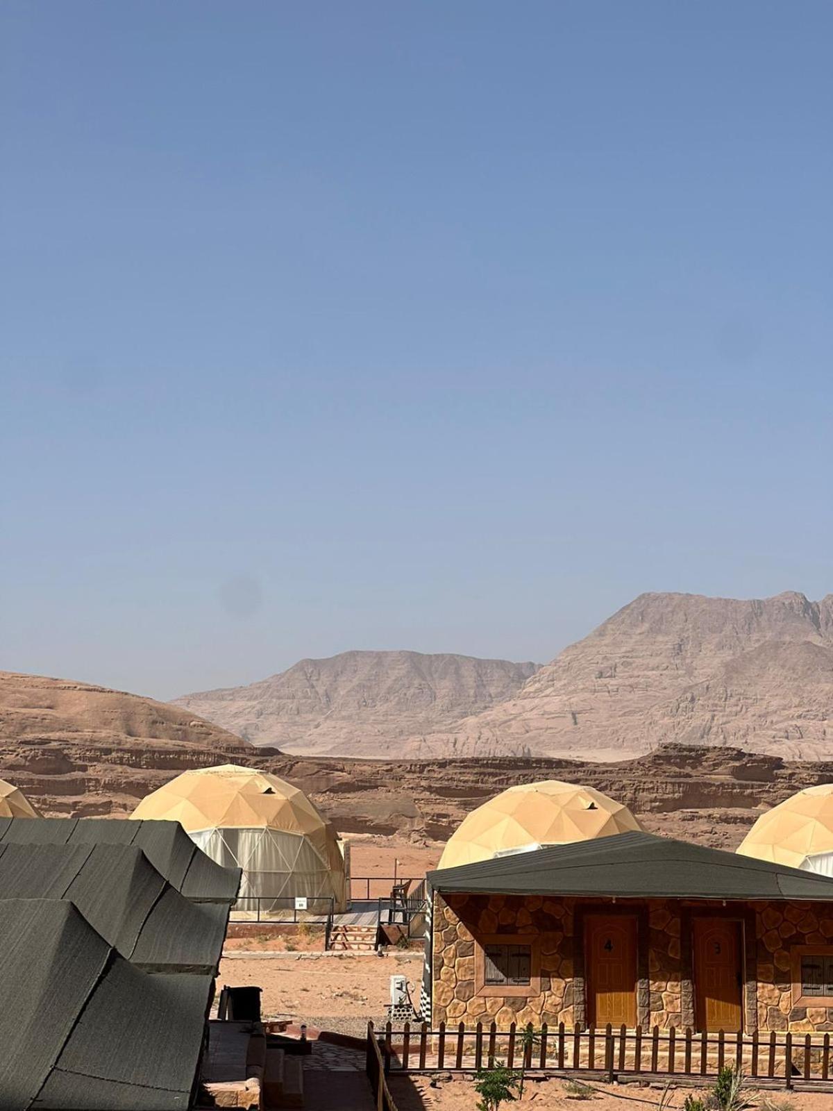 Rise Camp Wadi Rum Hotel Buitenkant foto