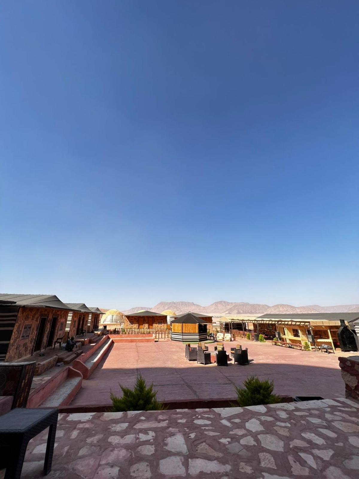 Rise Camp Wadi Rum Hotel Buitenkant foto