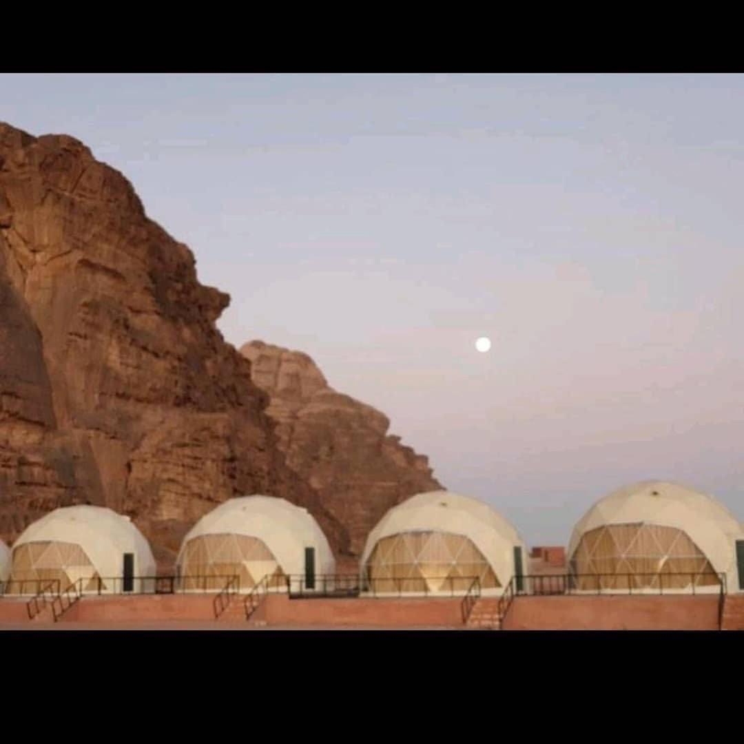 Rise Camp Wadi Rum Hotel Buitenkant foto